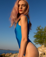 Sexy one piece swimsuit made with a super high leg and open back. 80% Polyamide 20% Lycra. Royal Blue Color.